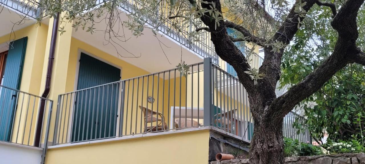 Apartmán Ca' De L'Achille Torri Del Benaco Exteriér fotografie