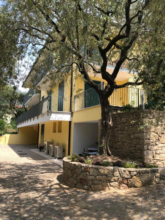 Apartmán Ca' De L'Achille Torri Del Benaco Exteriér fotografie